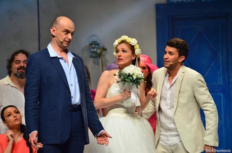 Zagrebačko gradsko kazalište Komedija: Benny Andersson, Björn Ulvaeus, Catherine Johnson, Mamma Mia!, red. Igor Barberić, dir. Dinko Appelt