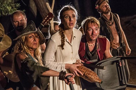 Kazalište Ulysses, Brijuni; Gradsko dramsko kazalište Gavella, Zagreb; Srpsko narodno pozorište, Novi Sad; Slovensko narodno gledališče, Maribor; Atelje 212, Beograd; Festival Sterijino pozorje, Novi Sad; Teatar navigator, Skopje: Goran Stefanovski, Odisej, red. Aleksandar Popovski
