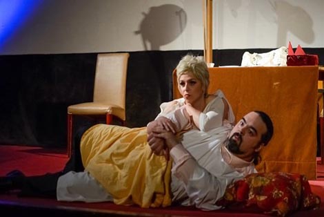 Aplauz Teatar, Zagreb: Wolfgang Amadeus Mozart, Ravnatelj kazališta, red. Marko Juraga