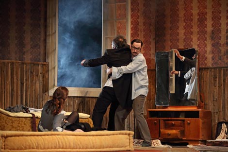 Gradsko dramsko kazalište Gavela, Zagreb: Anton Pavlovič Čehov, Tri sestre, red. Slobodan Unkovski